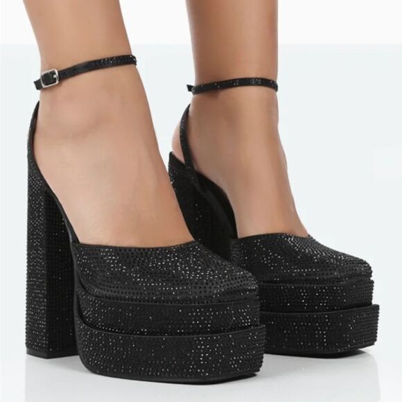 BRAND NEW SUGAR JEWEL PLATFORM BLOCK HEEL CLOSED TOE SANDAL - Picture 1 of 16